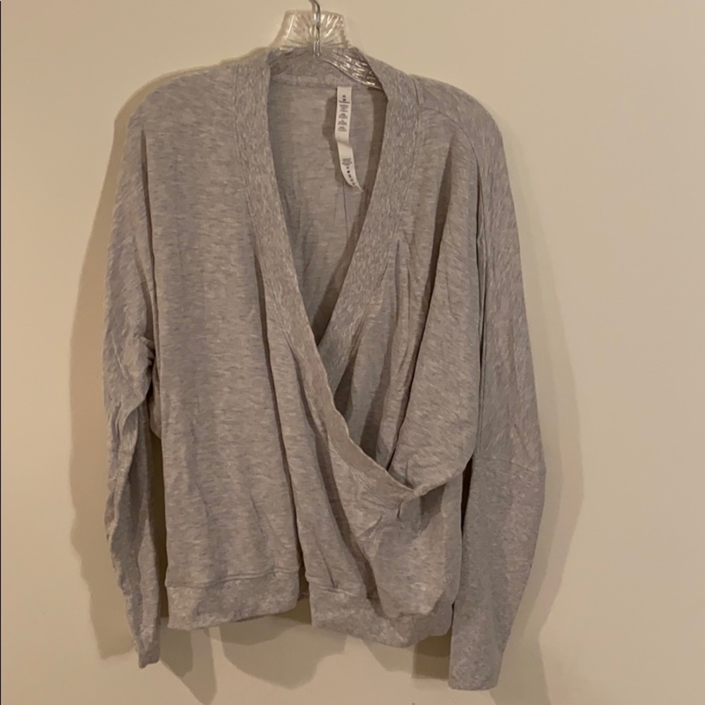 Lulu lemon top